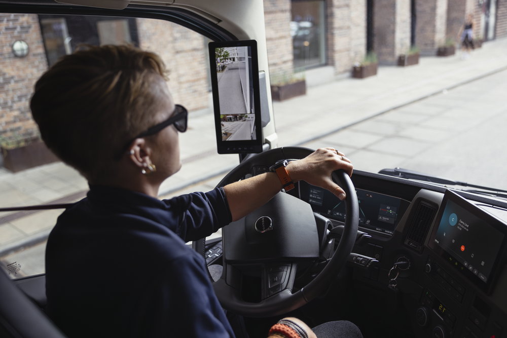 ユーロNCAPが単車系大型トラックの安全性を試験！　ボルボとともに最高評価を獲得したメーカーとは？
