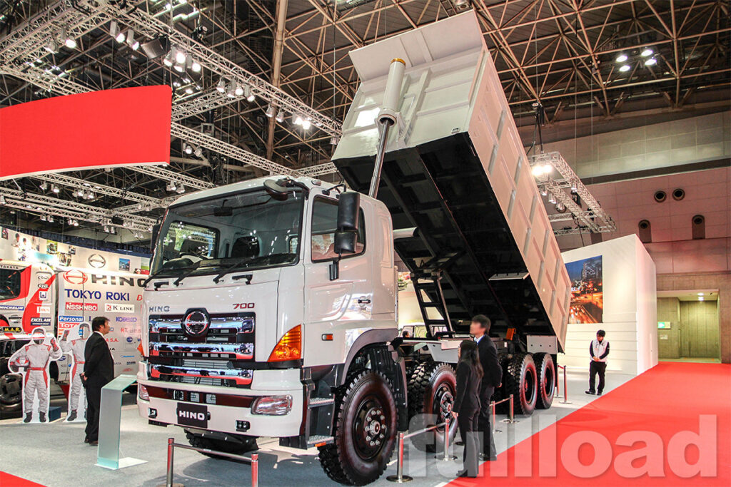 【日野】HINO 700 ZY