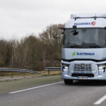 ルノー・トラックスが工場間の複雑な物流を電動化！　BEVトラックでジャスト・イン・タイムを実現した手法とは!?