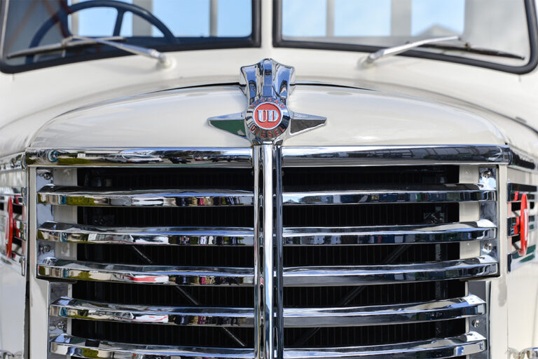 UDトラックスのレジェンド「ミンセイ6TW12」が自動車殿堂歴史遺産に!! 約60年前に活躍した日本最強のトラックを探る