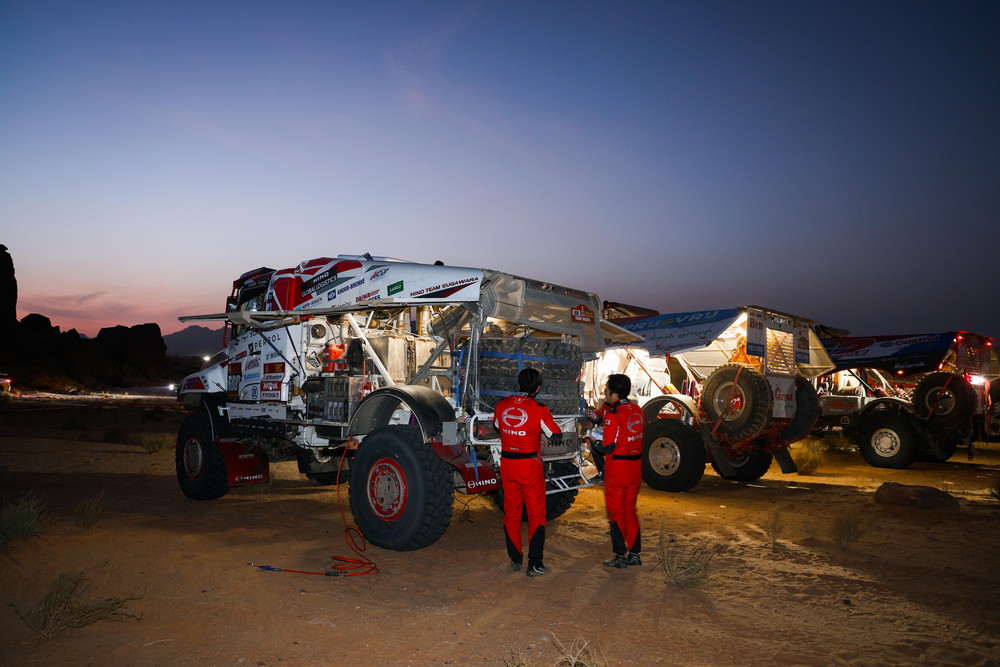 マラソンステージ2日目もノートラブルで走破!! SS8番手の成績で累積順位も8位に浮上【ダカールラリー2026】