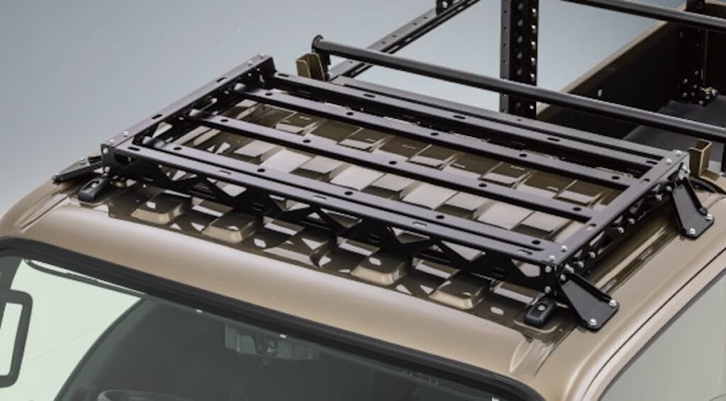 キャブルーフ部に装着する薄型のルーフラック