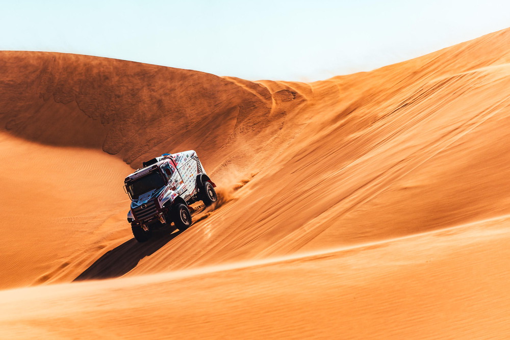 好事魔多し!! トラブル多発でロスタイム30分【ダカールラリー2026】