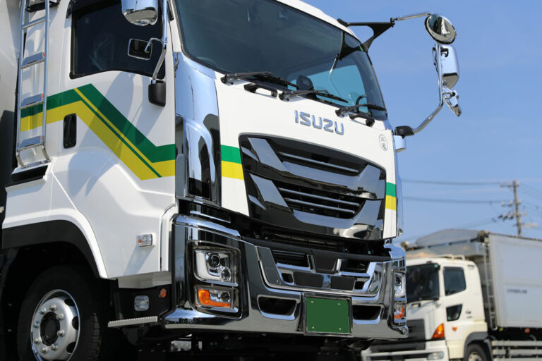 見た目はウイング車でも中身は別モノ？　松阪自動車工業が製作したいすゞギガベースのチップウイング車に迫る！