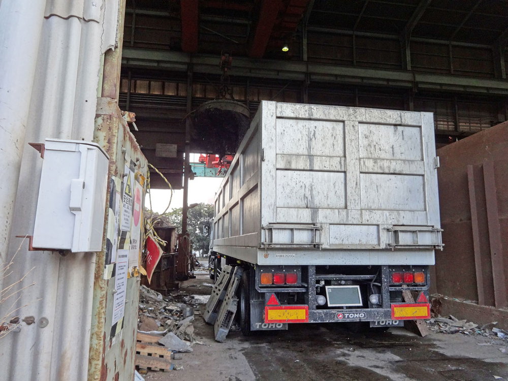 仕事も減ったし高齢化も深刻!! トラックドライバーに聞く最近不安なこと【スクラップドライバー編】