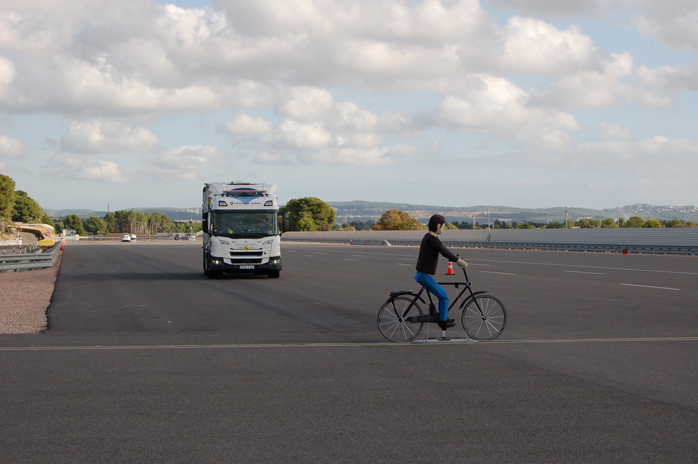 スカニアの電動ユーティリティトラックに最高評価! 「ユーロNCAP」が第3回目の大型トラック安全性評価を公表!!