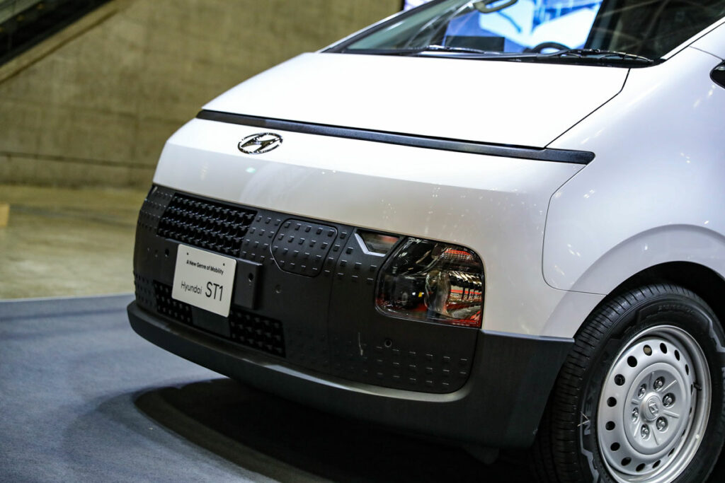 韓国ヒョンデの小型商用EV「ST1」が日本上陸へ！　バン車型だけじゃなくシャシーキャブモデルもあるぞ！