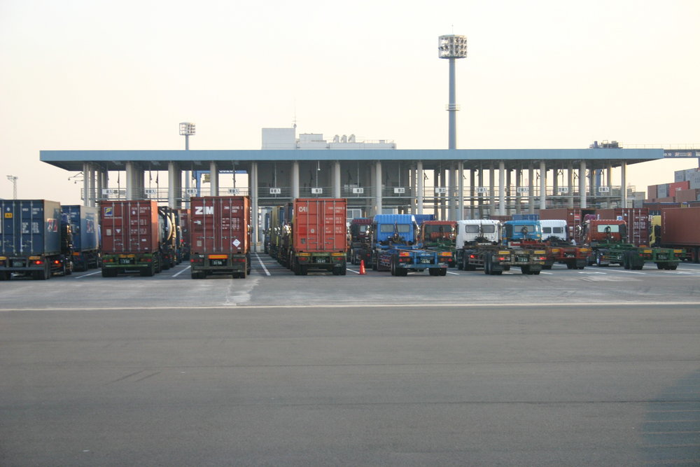 海コンドライバーからは「いい迷惑」!? 横浜港本牧BCでも「原則予約」のCONPASを試験運用