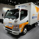 EVコンバージョントラックが「移動式電力インフラ」に！　ヤマトモビリティとベルエナジーが共同プロジェクト