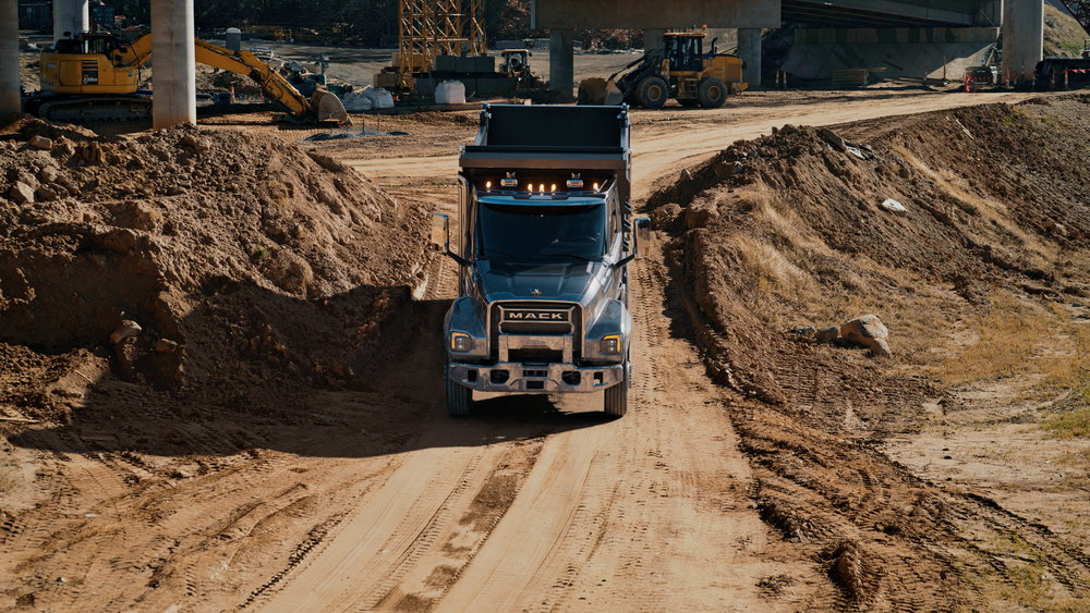 マックの特装系大型トラック「グラナイト」が全面刷新！　マックの新世代ボケーショナルトラック（後編）