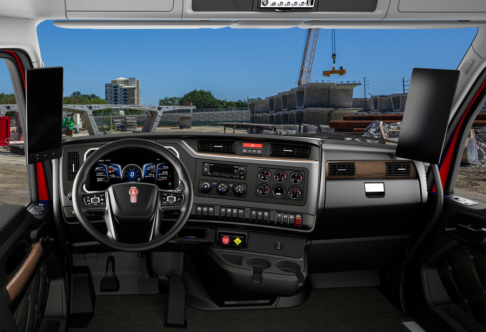 エクストリームなトラック「C500」に後継車!!　米国ケンワースが「C580」を発表！