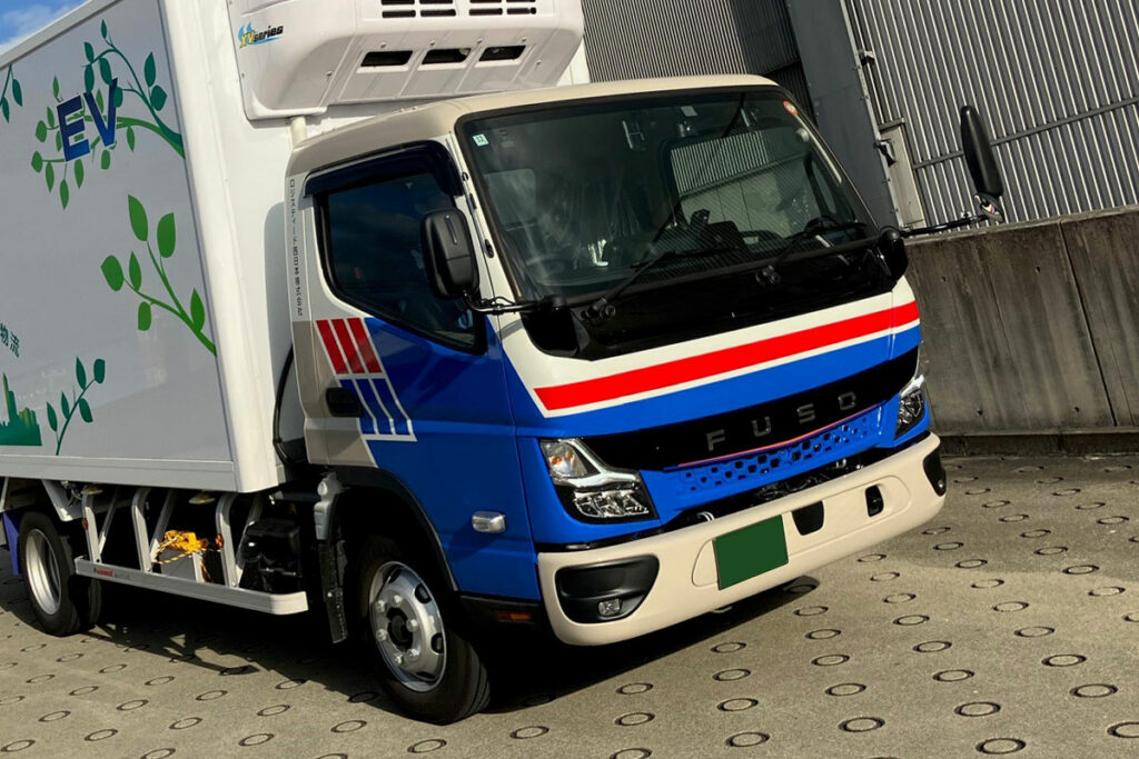 物流現場で実装可能なEVトラックの導入・運用モデルを確立へ　ロジスティードとREXEVがはじめたエネルギーマネジメント実証とは？