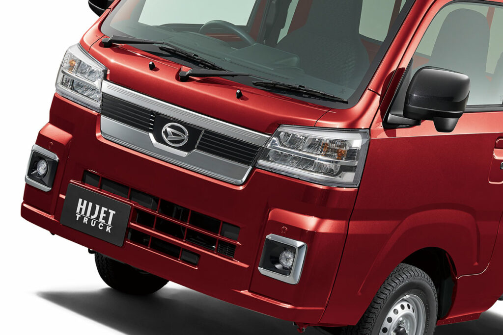 予防安全機能がパワーアップ！　軽トラ販売台数ナンバーワンのダイハツ「ハイゼット トラック」が一部改良！