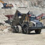 オフロードダンプの老舗がビジネス終了!?　「世界最大のトラック」を開発した名門企業が……