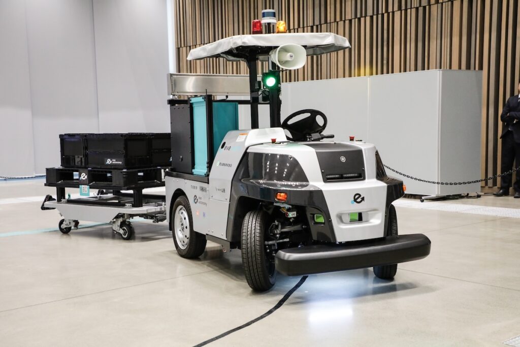 目指すは構内物流の完全自動化!!　ヤマハとティアフォーが設立したイブオートノミーが新製品を発表