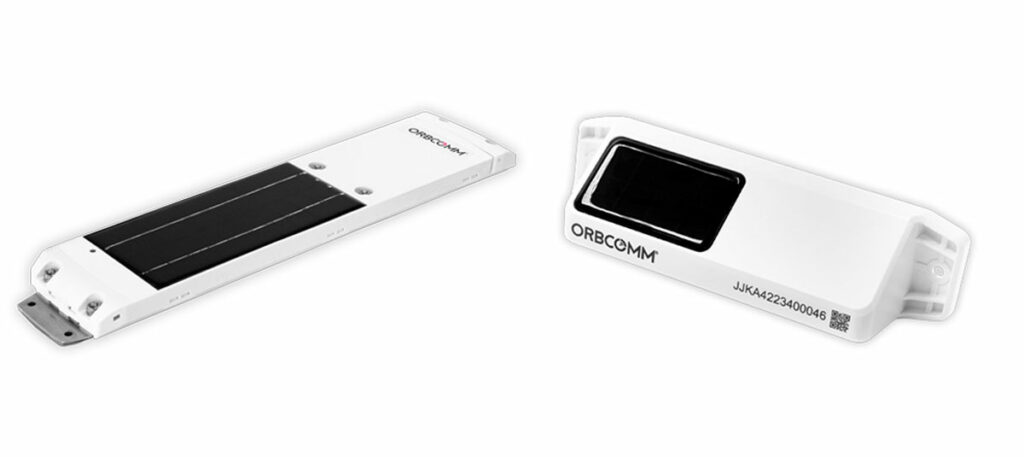 ORBCOMM製のGPS端末「GT 1220」(左)、「CT 1000」(右)