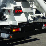 「ジャパントラックショー2026」で会えるぞ！　カヤバが日本初となるEVトラックベースの「電動駆動式コンクリートミキサー車」を発表！