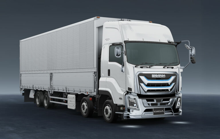 小型〜大型まで新「顔」が出揃う!!　ジャパントラックショー2026に共同出展するいすゞとUDトラックスの出展内容