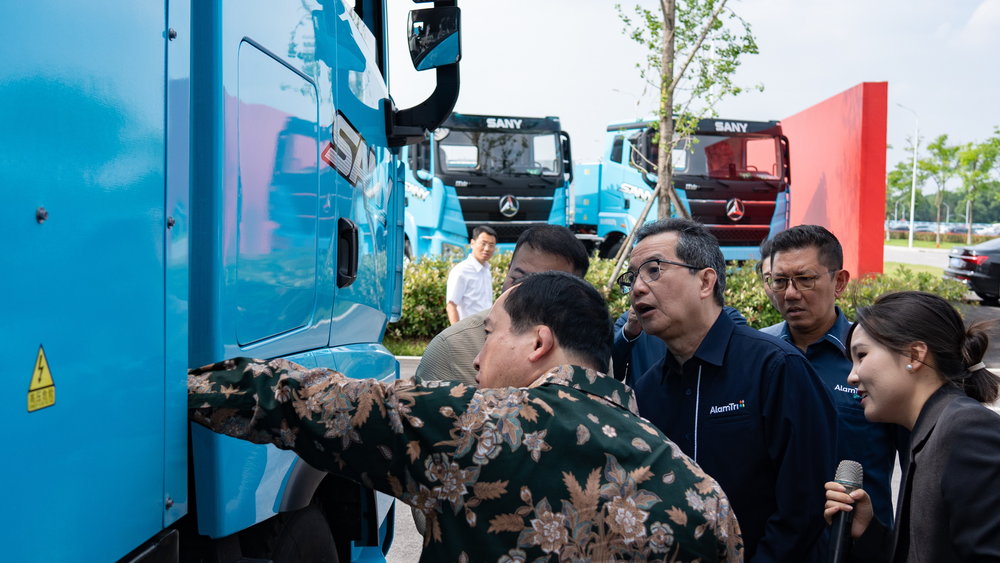 日本車大国・インドネシアに異変!?　電動商用車で中国メーカーがシェアを拡大中！
