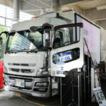 「再生」という第三の選択肢!!　ジャパントラックショー2026で注目集めた栗山自動車のリファービッシュトラックとは？