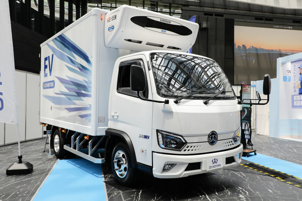 ZOモータースが新たに投入するGVW5トン未満・BEV小型トラック「ZM5」