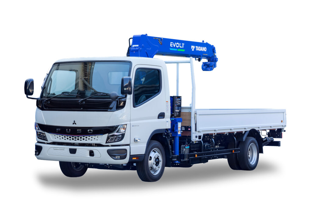 改良されたeキャンター。写真はタダノ製電動カーゴクレーンを架装したクレーン専用シャシー