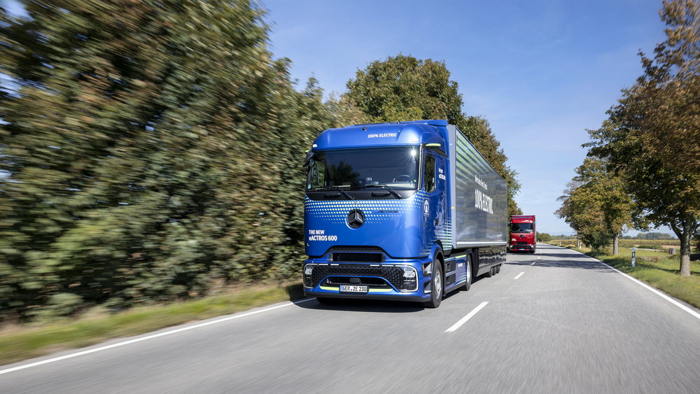 バッテリーEV大型トラックの「電費」はどれくらい？　ダイムラートラックが実運送でのデータを公開！