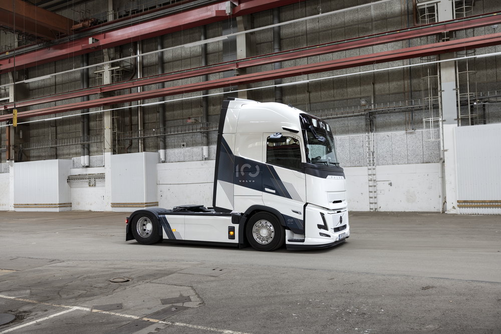 ボルボがもうすぐ創立100周年!!　「FH」シリーズに100周年を記念する特別仕様車