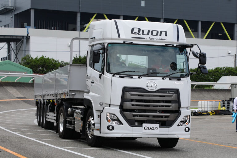 トレーラ運転手のナンバーワンが決定!!　UDトラックス主催のドライバーコンテスト「THE ONE」開催