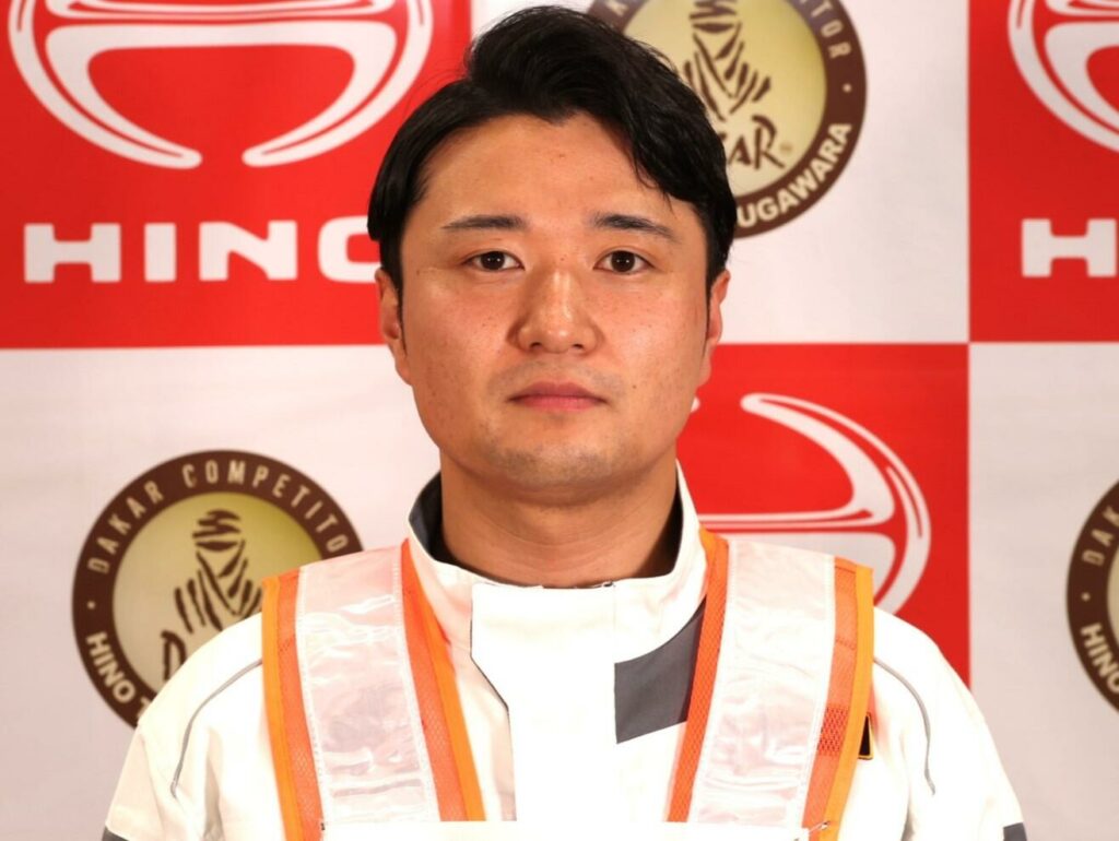 香川日野自動車メカニック、岡裕太さん