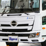 小型、中型、大型トラック勢揃い！　東京ビッグサイトに集結したトプレックの最新冷凍車に迫る！