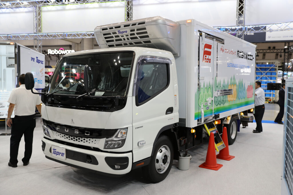 新型GBS搭載小型冷凍車